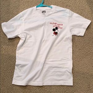 uniqlo mickey tshirt
